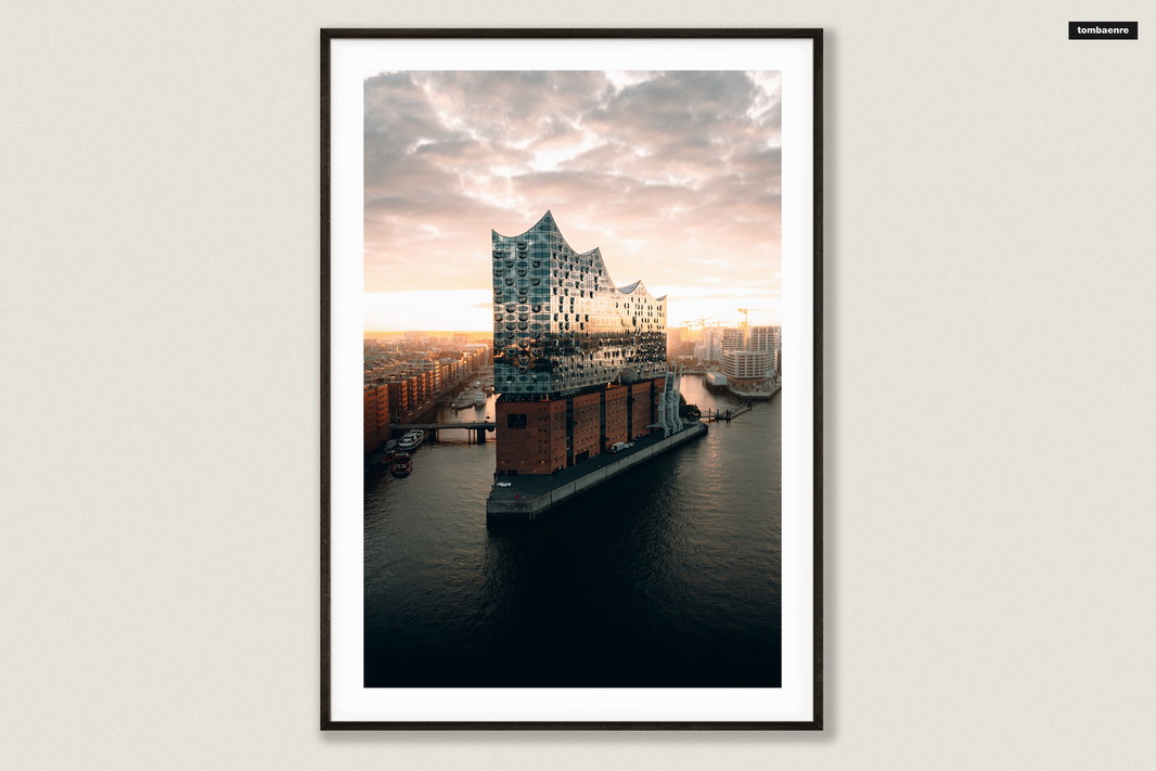 Premium Poster Hamburg - Elbphilharmonie at sunrise